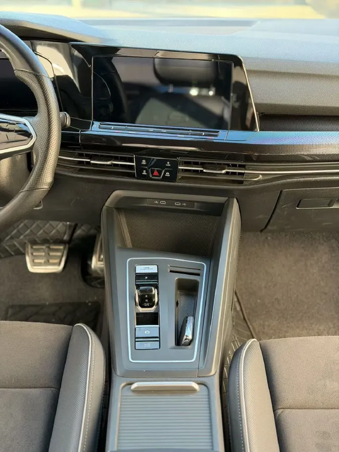 2023 Volkswagen Golf 1.4T 150HP L4 7DCT,autocango,china used car exporter,china ev exporter,chinese used car exporter,chinese used ev exporter