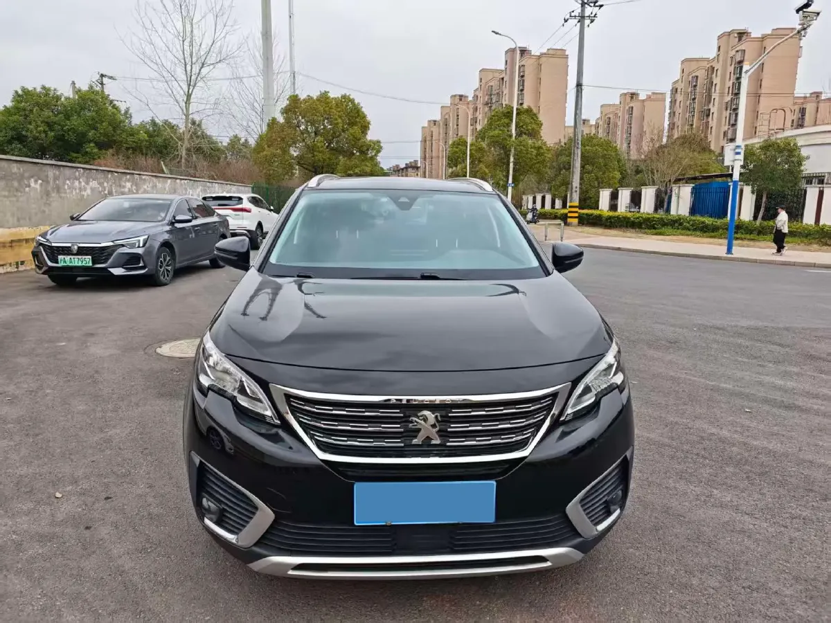 2017 Peugeot 5008 1.8T 204HP L4 6AT,autocango,china used car exporter,china ev exporter,chinese used car exporter,chinese used ev exporter