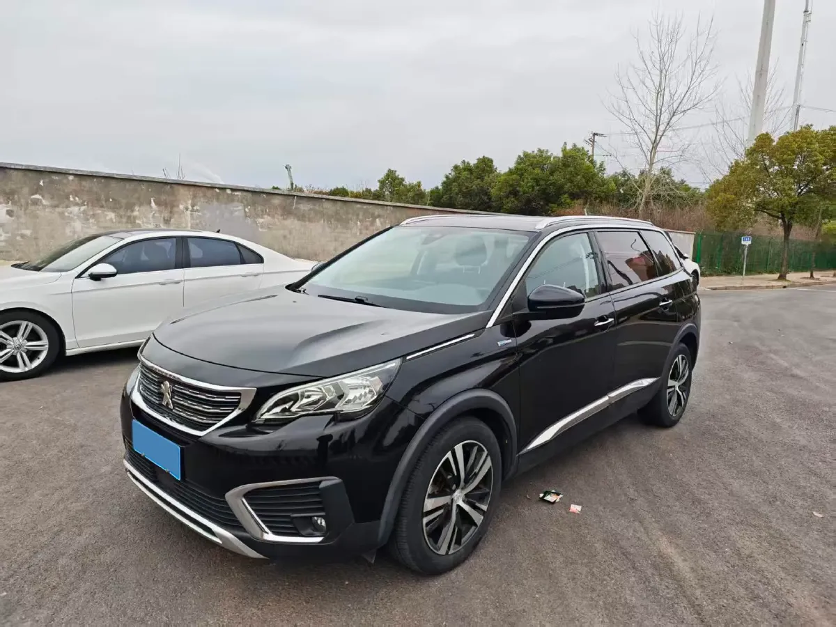 2017 Peugeot 5008 1.8T 204HP L4 6AT,autocango,china used car exporter,china ev exporter,chinese used car exporter,chinese used ev exporter