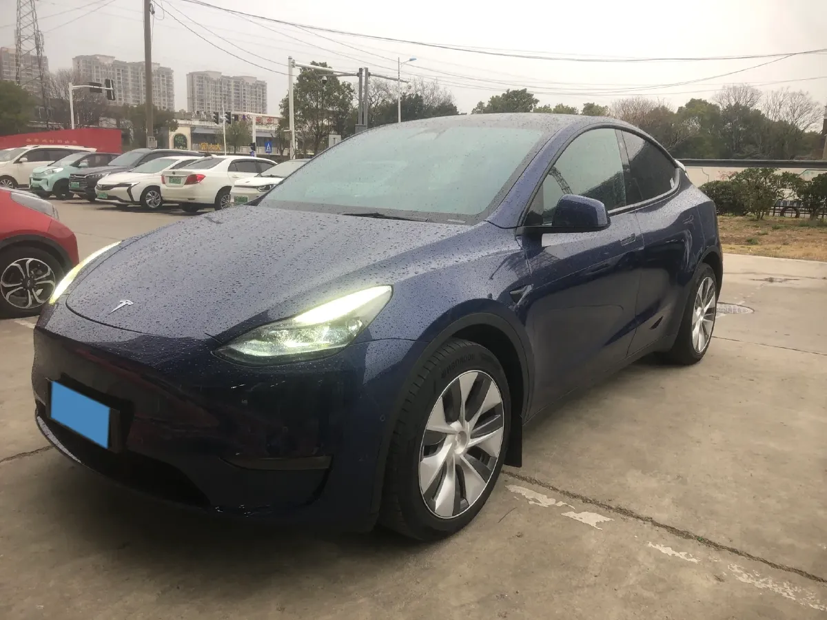 2022 BMW 3 Series 2.0T 184HP L4 8AT,autocango,china used car exporter,china ev exporter,chinese used car exporter,chinese used ev exporter