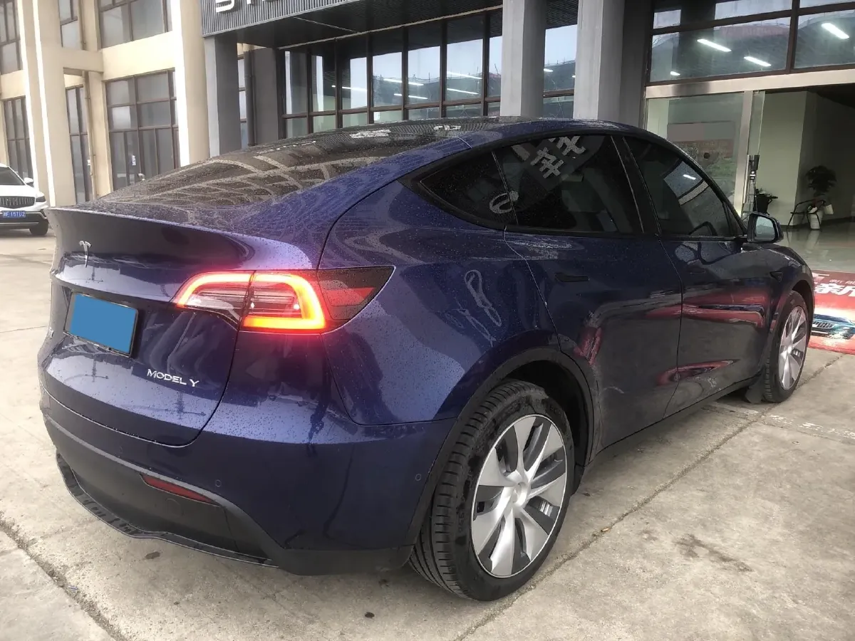 2022 BMW 3 Series 2.0T 184HP L4 8AT,autocango,china used car exporter,china ev exporter,chinese used car exporter,chinese used ev exporter