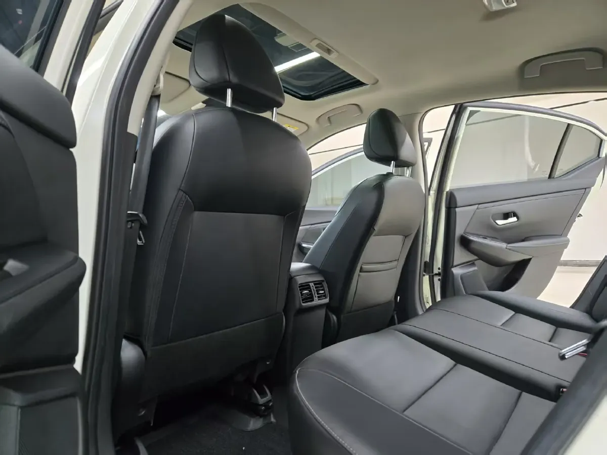 2021 Nissan Sylphy 1.6L 135HP L4 CVT,autocango,china used car exporter,china ev exporter,chinese used car exporter,chinese used ev exporter