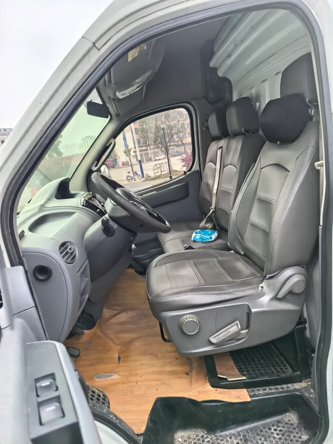 2019 Nissan Sylphy 1.6L 126HP L4 5MT,autocango,china used car exporter,china ev exporter,chinese used car exporter,chinese used ev exporter