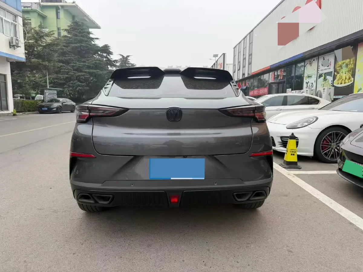 2022 ChangAn UNI-T 2.0T 233HP L4 8AT,autocango,china used car exporter,china ev exporter,chinese used car exporter,chinese used ev exporter