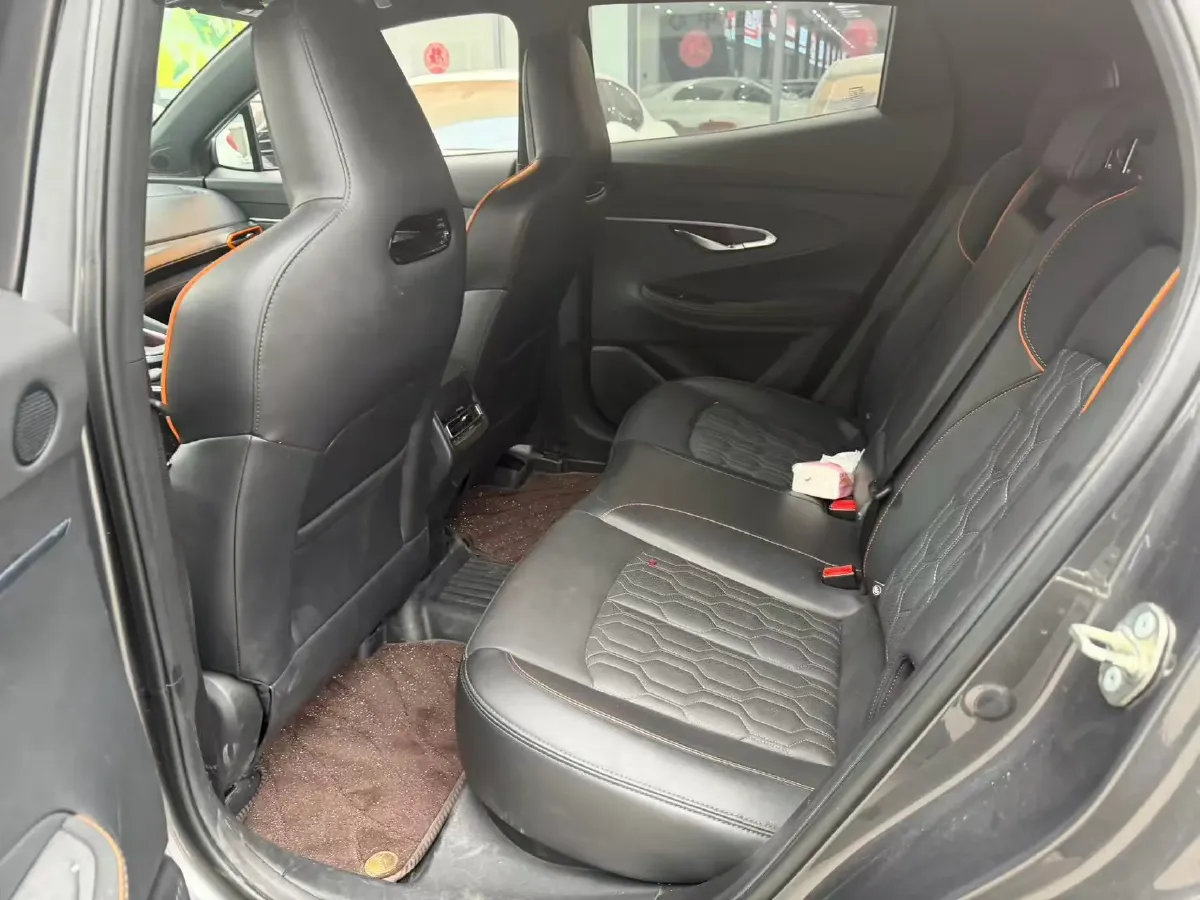 2022 ChangAn UNI-T 2.0T 233HP L4 8AT,autocango,china used car exporter,china ev exporter,chinese used car exporter,chinese used ev exporter