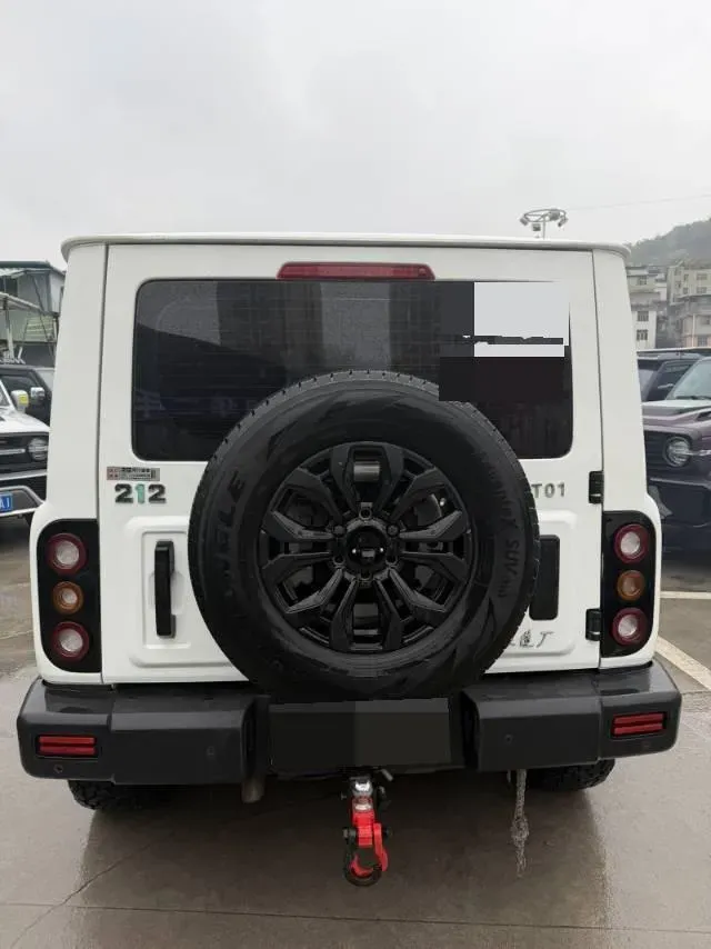 2025 212 212 T01 2.0T 252HP L4 8AT,autocango,china used car exporter,china ev exporter,chinese used car exporter,chinese used ev exporter