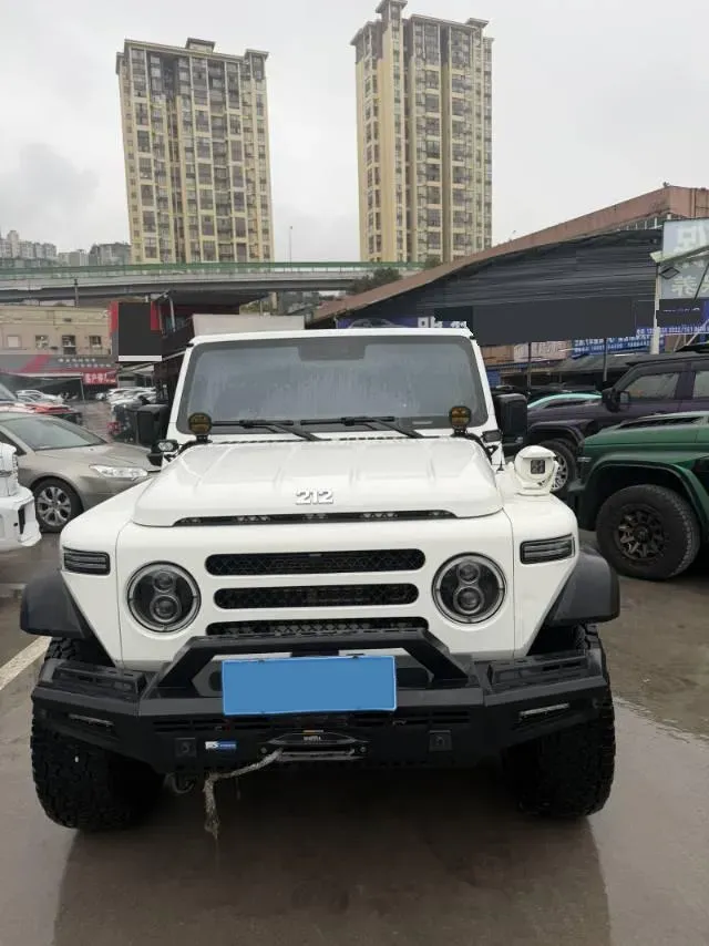 2025 212 212 T01 2.0T 252HP L4 8AT,autocango,china used car exporter,china ev exporter,chinese used car exporter,chinese used ev exporter