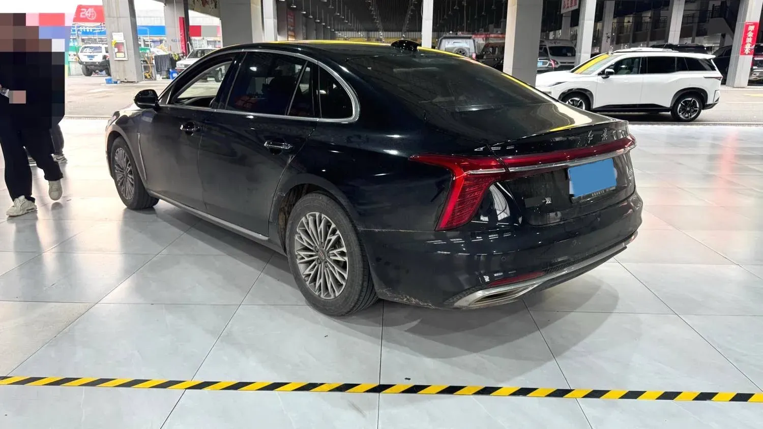 2023 HongQi H5 2.0T 224HP L4 8AT,autocango,china used car exporter,china ev exporter,chinese used car exporter,chinese used ev exporter
