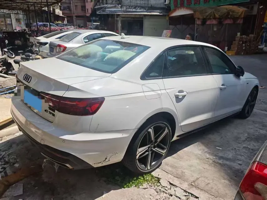 2024 Audi A4L 2.0T 190HP L4 7DCT,autocango,china used car exporter,china ev exporter,chinese used car exporter,chinese used ev exporter