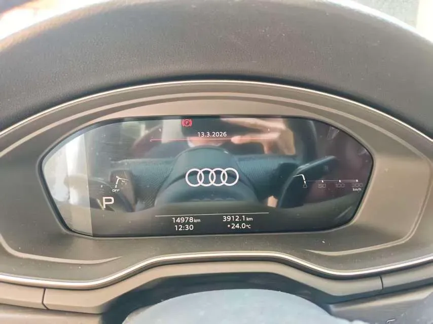 2024 Audi A4L 2.0T 190HP L4 7DCT,autocango,china used car exporter,china ev exporter,chinese used car exporter,chinese used ev exporter