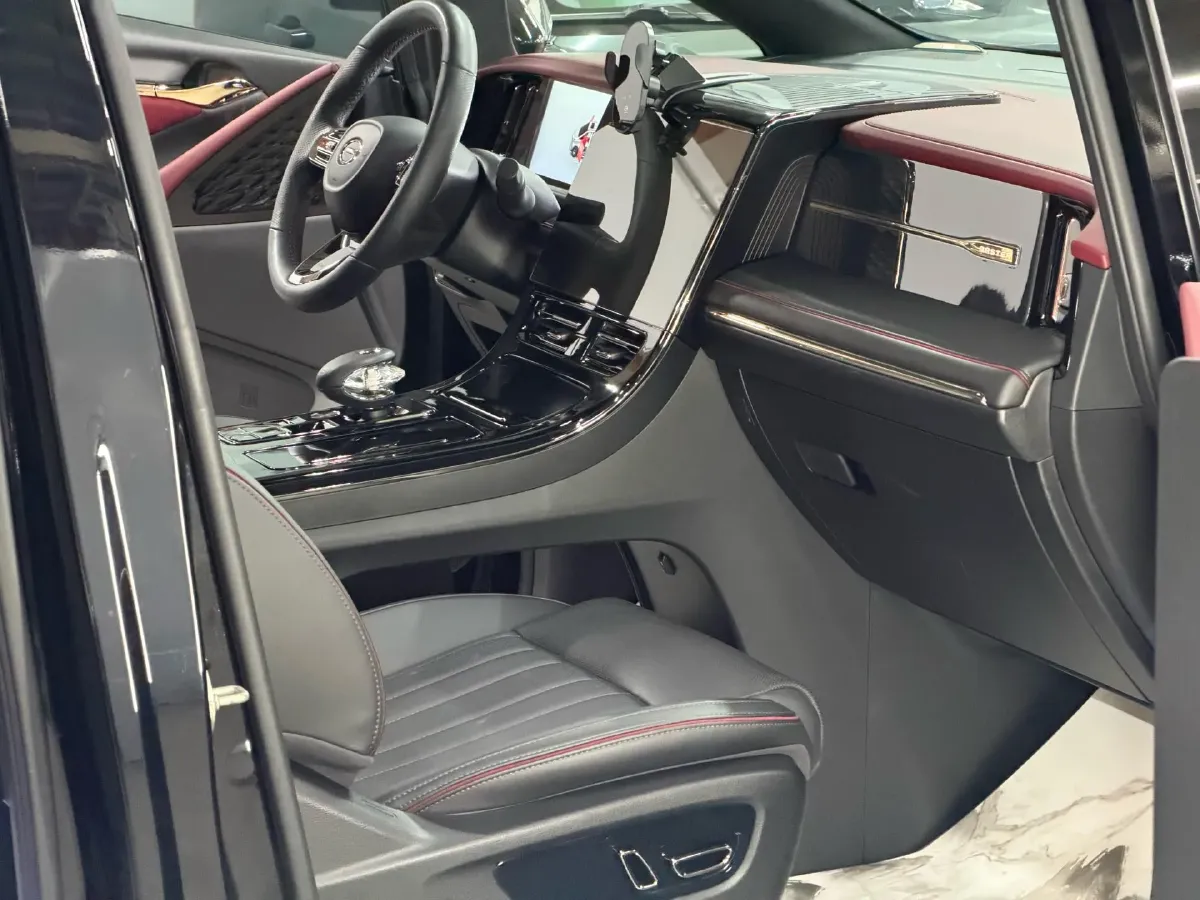 2023 GAC Trumpchi M8 2.0T 252HP L4 8AT,autocango,china used car exporter,china ev exporter,chinese used car exporter,chinese used ev exporter