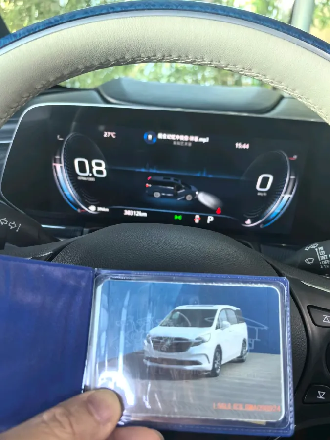 2021 Buick GL8 2.0T 237HP L4 9AT,autocango,china used car exporter,china ev exporter,chinese used car exporter,chinese used ev exporter