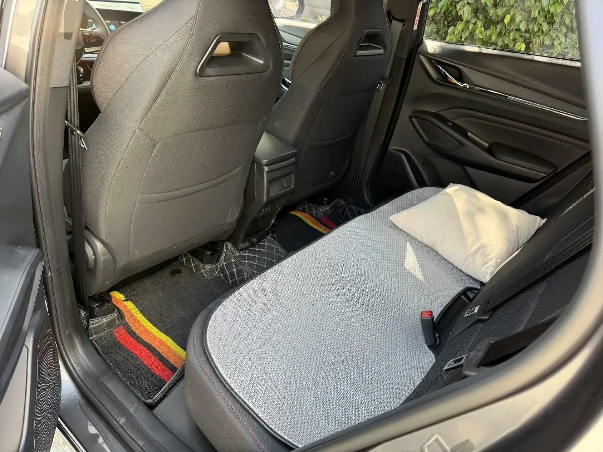 2025 ChangAn X5 PLUS 1.5T 188HP L4 7DCT,autocango,china used car exporter,china ev exporter,chinese used car exporter,chinese used ev exporter