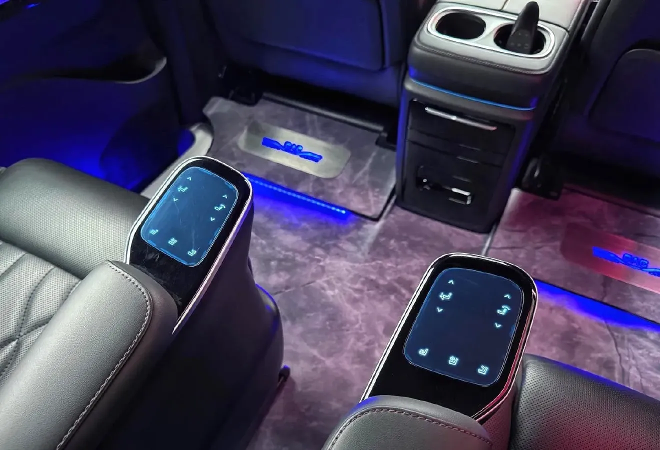 2024 GAC Trumpchi M8 2.0T 252HP L4 8AT,autocango,china used car exporter,china ev exporter,chinese used car exporter,chinese used ev exporter