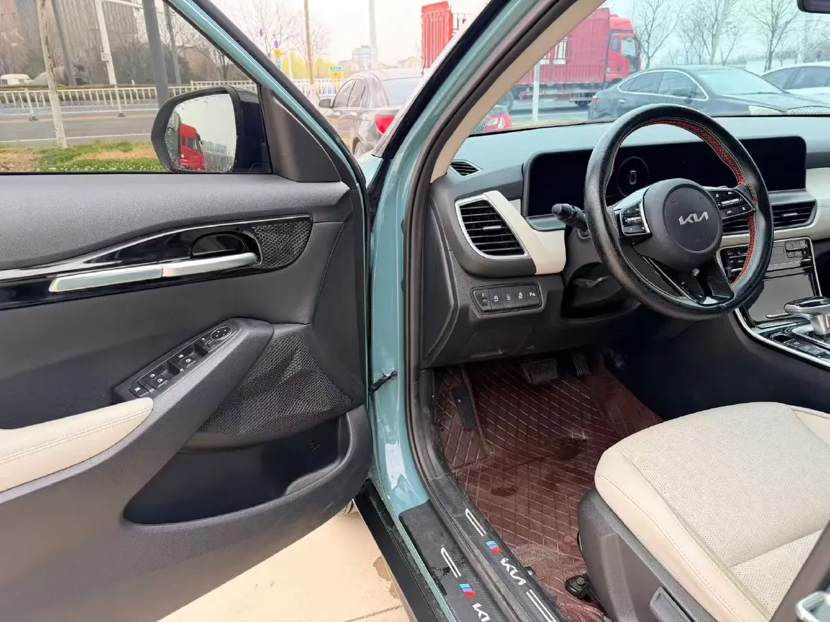 2023 Kia Seltos 1.5L 115HP L4 CVT,autocango,china used car exporter,china ev exporter,chinese used car exporter,chinese used ev exporter