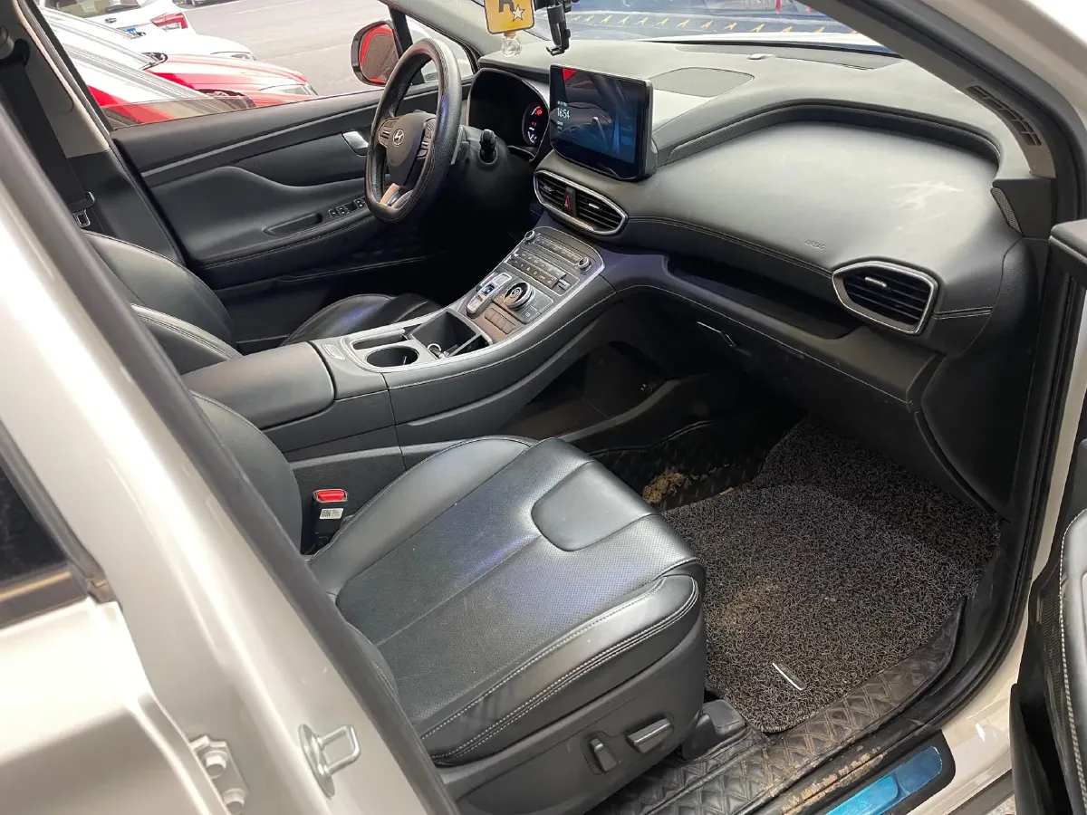 2023 Hyundai Santafe 2.0T 230HP L4 8AT,autocango,china used car exporter,china ev exporter,chinese used car exporter,chinese used ev exporter