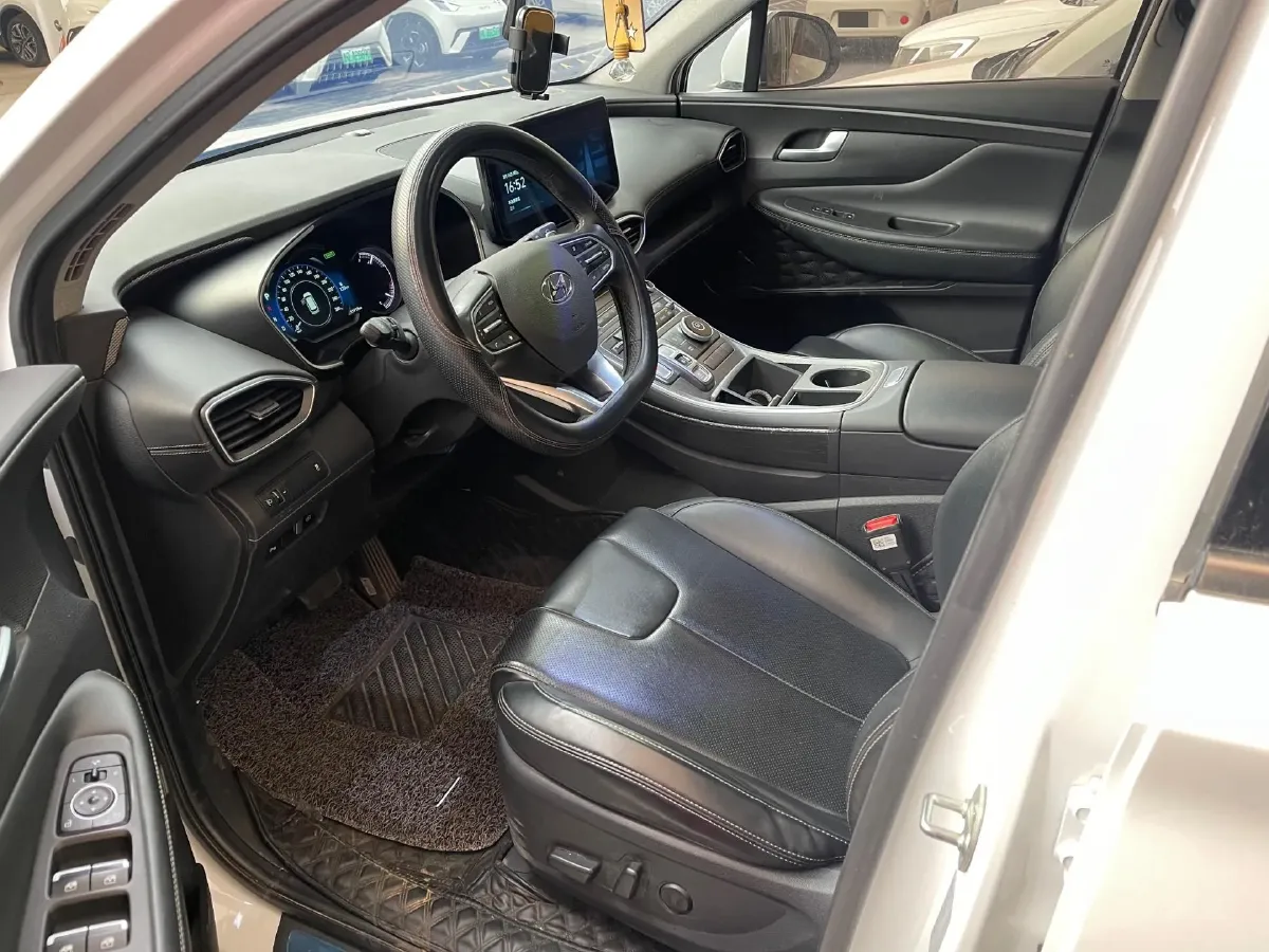 2023 Hyundai Santafe 2.0T 230HP L4 8AT,autocango,china used car exporter,china ev exporter,chinese used car exporter,chinese used ev exporter