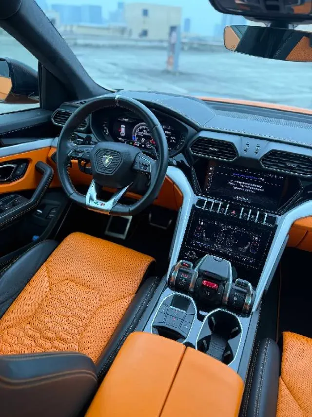 2021 Lamborghini Urus 4.0T 641HP V8 8AT,autocango,china used car exporter,china ev exporter,chinese used car exporter,chinese used ev exporter