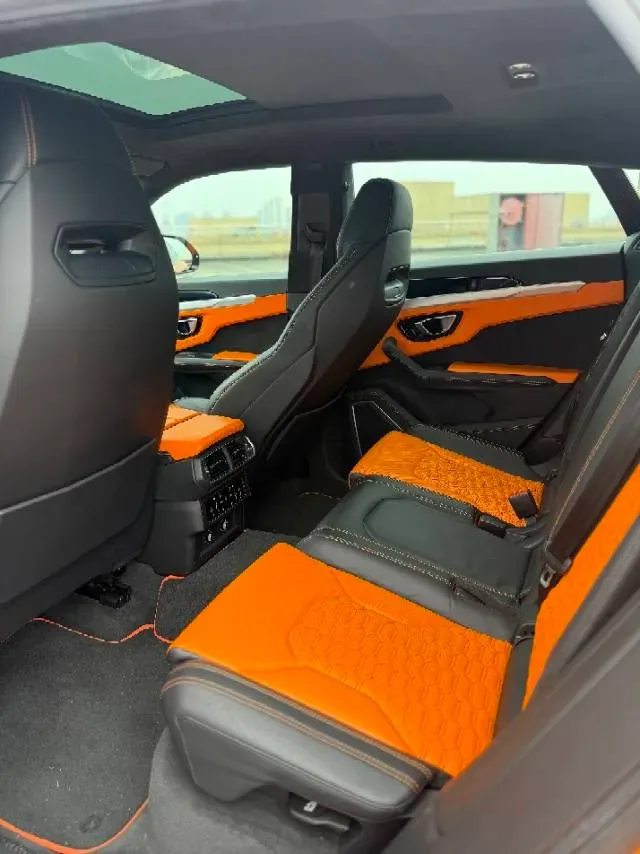 2021 Lamborghini Urus 4.0T 641HP V8 8AT,autocango,china used car exporter,china ev exporter,chinese used car exporter,chinese used ev exporter