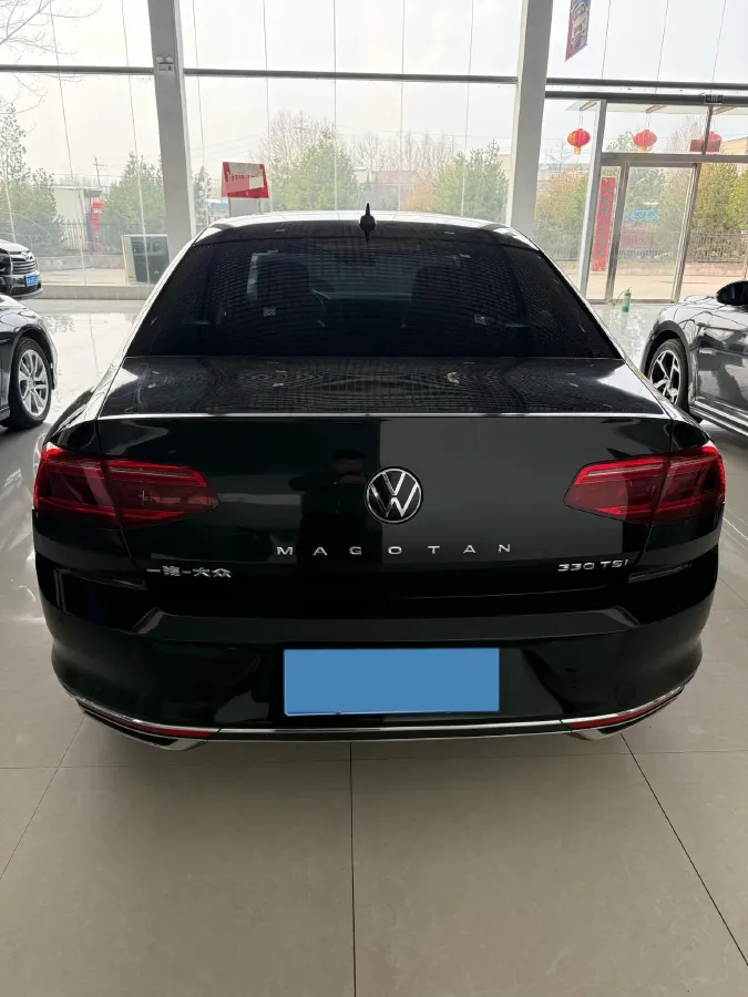 2019 Volkswagen Magotan 2.0T 186HP L4 7DCT,autocango,china used car exporter,china ev exporter,chinese used car exporter,chinese used ev exporter