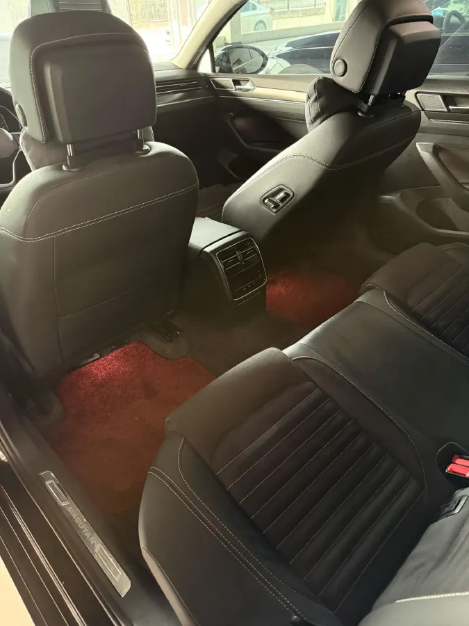 2019 Volkswagen Magotan 2.0T 186HP L4 7DCT,autocango,china used car exporter,china ev exporter,chinese used car exporter,chinese used ev exporter