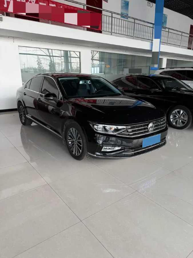 2019 Volkswagen Magotan 2.0T 186HP L4 7DCT,autocango,china used car exporter,china ev exporter,chinese used car exporter,chinese used ev exporter
