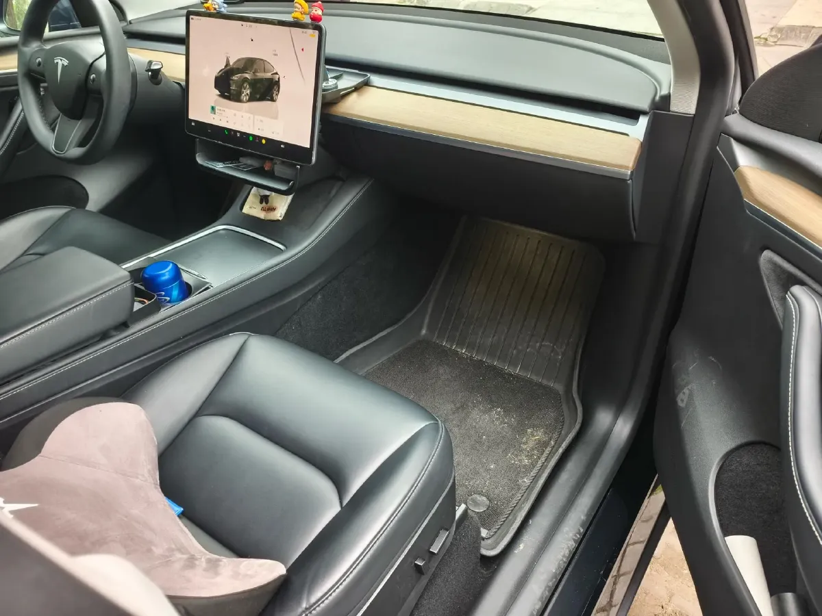 2022 Tesla Model Y BEV 60KWH,autocango,china used car exporter,china ev exporter,chinese used car exporter,chinese used ev exporter