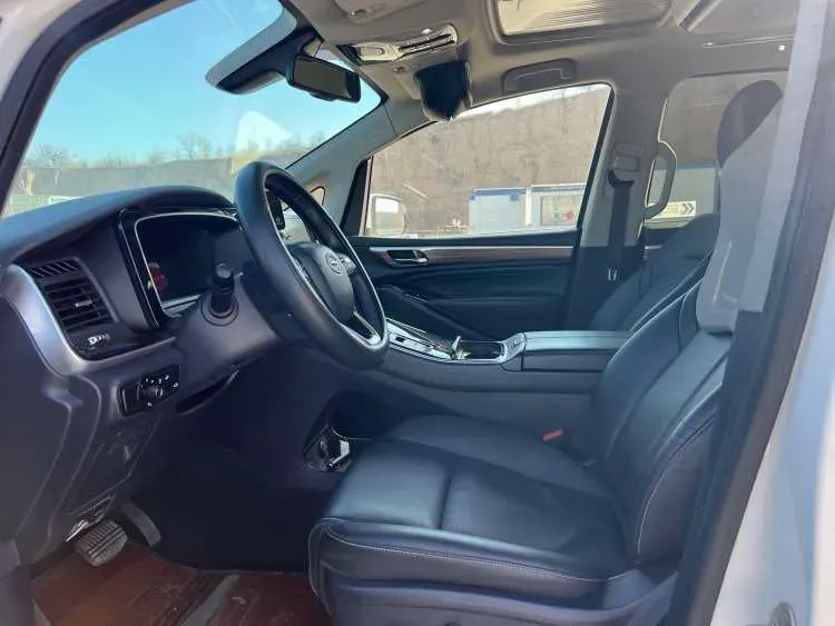 2021 GAC Trumpchi M8 2.0T 252HP L4 8AT,autocango,china used car exporter,china ev exporter,chinese used car exporter,chinese used ev exporter