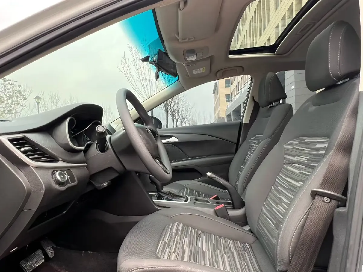 2019 Chevrolet Cavalier 1.5L 113HP L4 6AT,autocango,china used car exporter,china ev exporter,chinese used car exporter,chinese used ev exporter