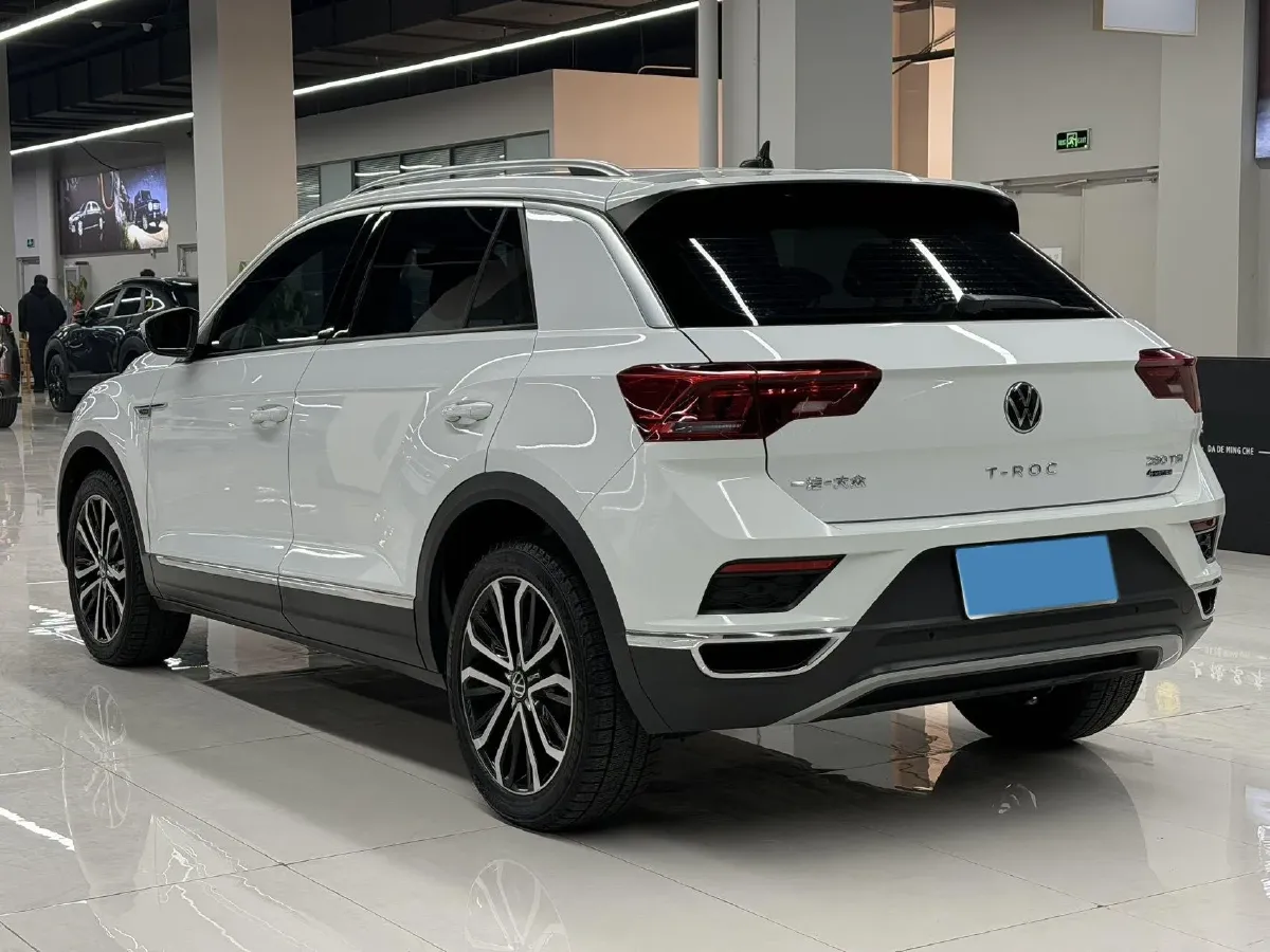 2021 Volkswagen T-Roc 1.4T 150HP L4 7DCT,autocango,china used car exporter,china ev exporter,chinese used car exporter,chinese used ev exporter