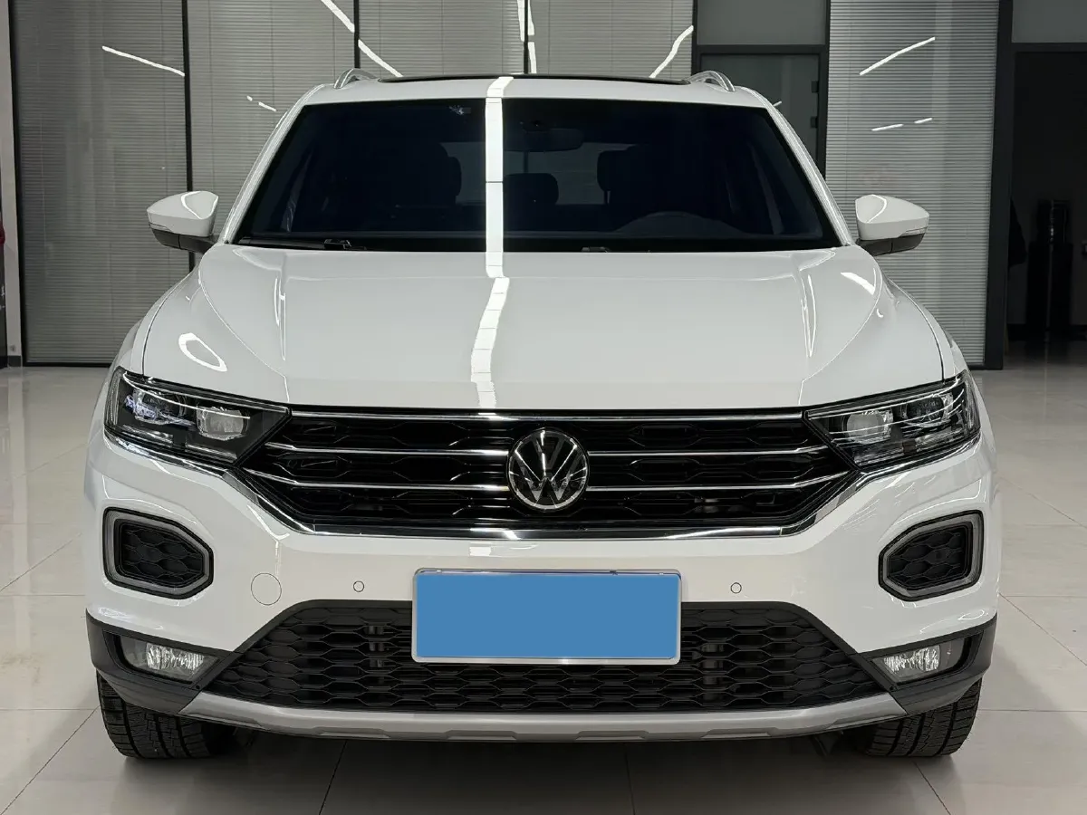 2021 Volkswagen T-Roc 1.4T 150HP L4 7DCT,autocango,china used car exporter,china ev exporter,chinese used car exporter,chinese used ev exporter