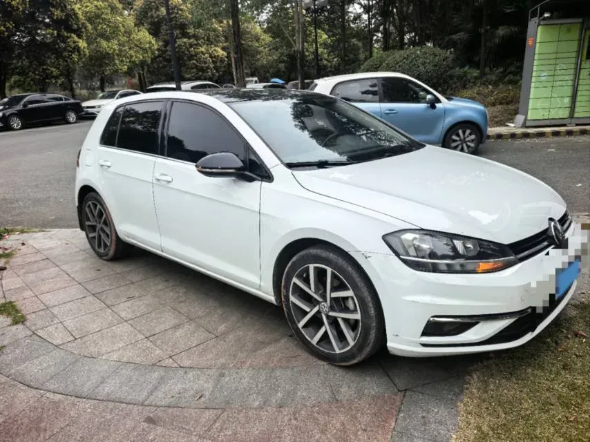 2020 Volkswagen Golf 1.2T 116HP L4 7DCT,autocango,china used car exporter,china ev exporter,chinese used car exporter,chinese used ev exporter