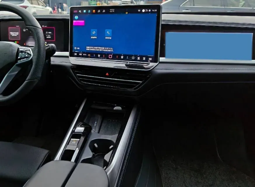 2025 Volkswagen Passat 2.0T 220HP L4 7DCT,autocango,china used car exporter,china ev exporter,chinese used car exporter,chinese used ev exporter