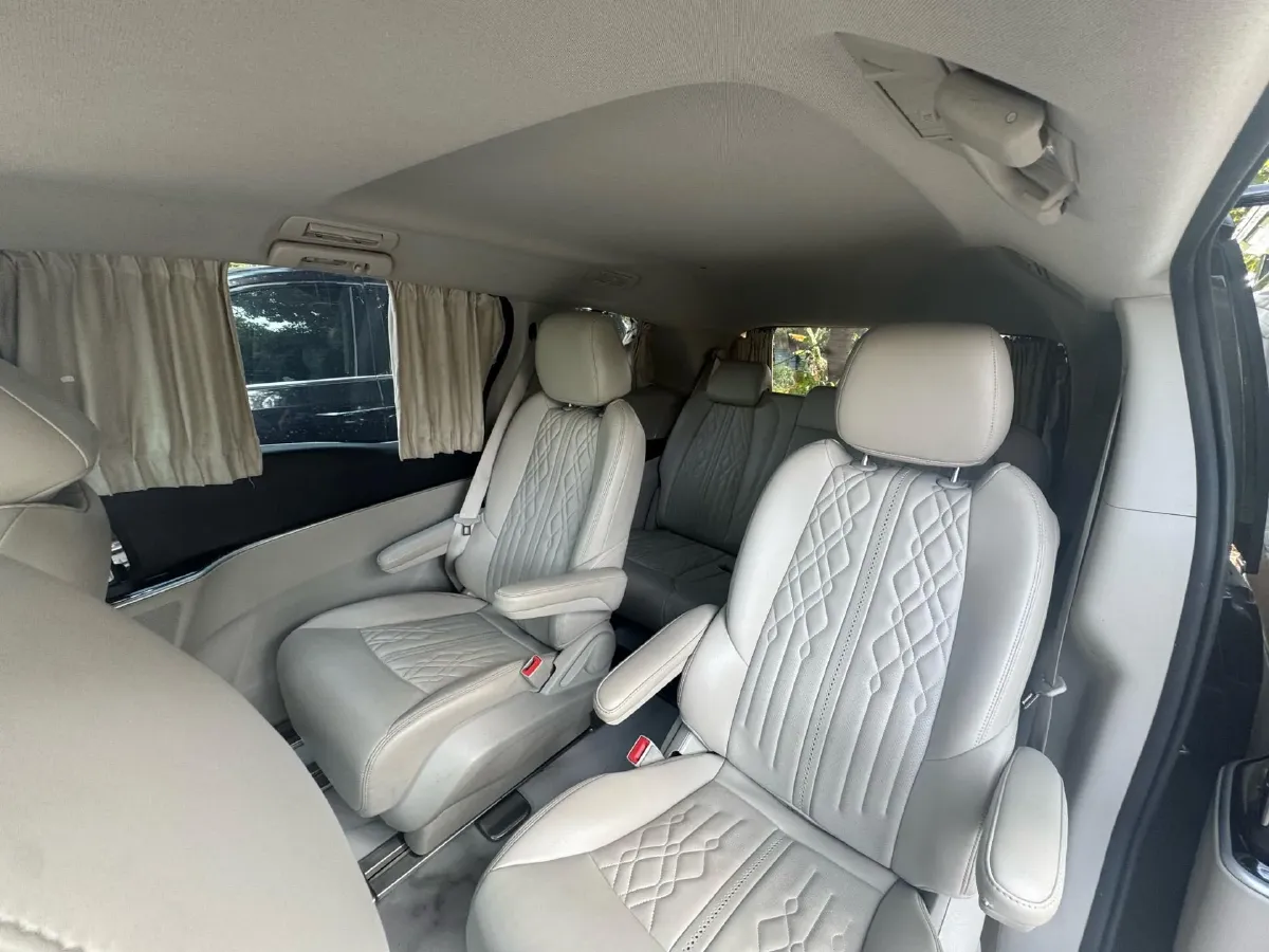 2022 Buick GL8 2.0T 237HP L4 9AT,autocango,china used car exporter,china ev exporter,chinese used car exporter,chinese used ev exporter