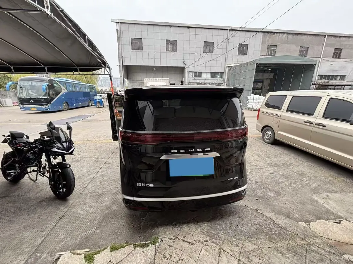 2022 Mercedes-Benz GLC Class 2.0T 197HP L4 9AT,autocango,china used car exporter,china ev exporter,chinese used car exporter,chinese used ev exporter