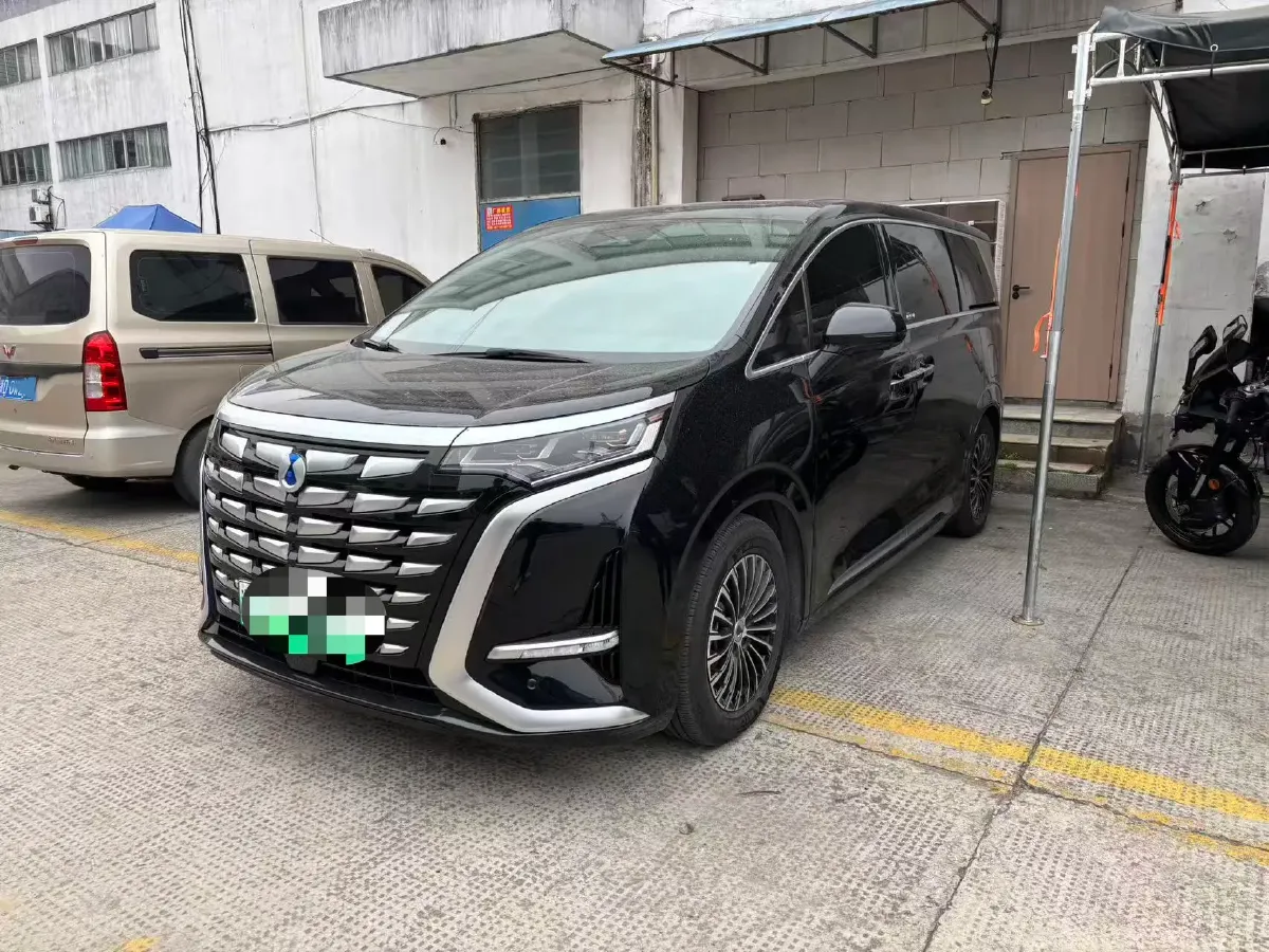 2022 Mercedes-Benz GLC Class 2.0T 197HP L4 9AT,autocango,china used car exporter,china ev exporter,chinese used car exporter,chinese used ev exporter