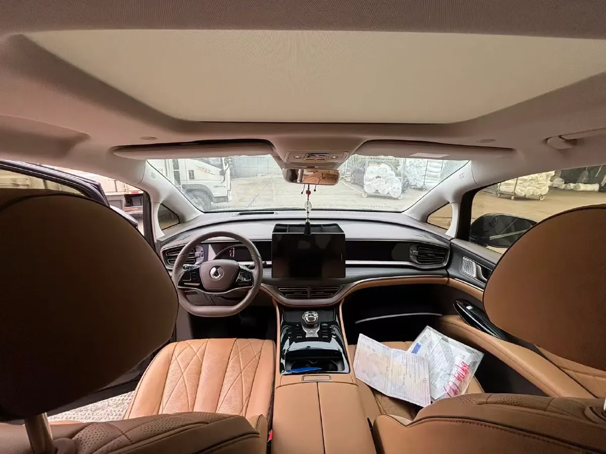 2022 Mercedes-Benz GLC Class 2.0T 197HP L4 9AT,autocango,china used car exporter,china ev exporter,chinese used car exporter,chinese used ev exporter