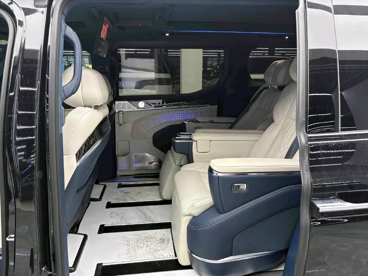 2022 Zeekr 009 BEV 140KWH,autocango,china used car exporter,china ev exporter,chinese used car exporter,chinese used ev exporter