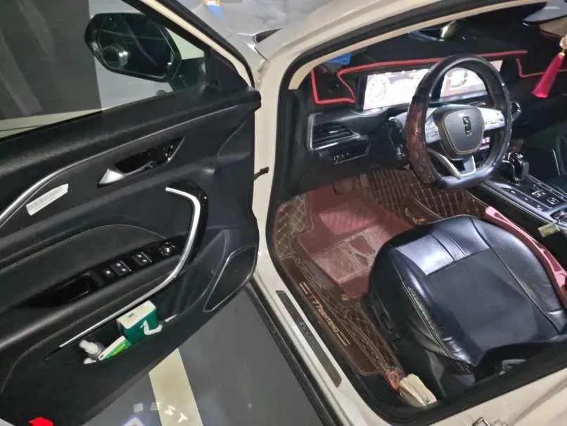 2020 Bestune T77 1.5T 169HP L4 7DCT,autocango,china used car exporter,china ev exporter,chinese used car exporter,chinese used ev exporter