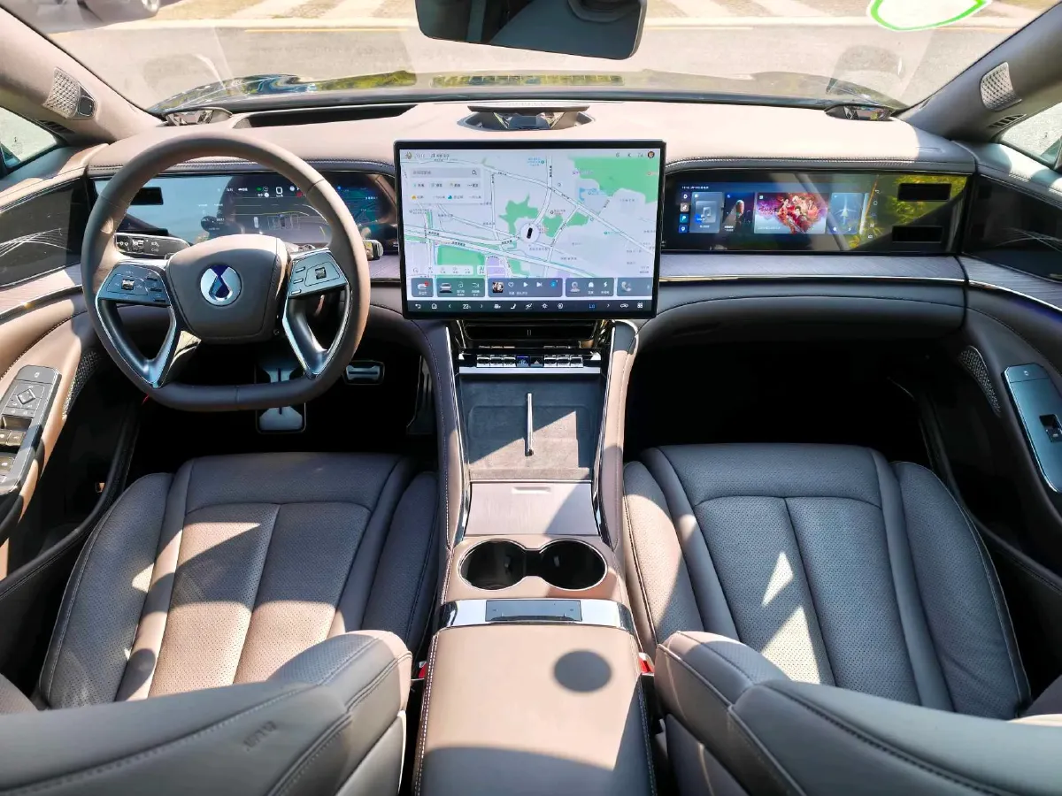 2024 Denza DenzaZ9 2.0T 207HP L4 E-CVT PHEV 38.5KWH,autocango,china used car exporter,china ev exporter,chinese used car exporter,chinese used ev exporter