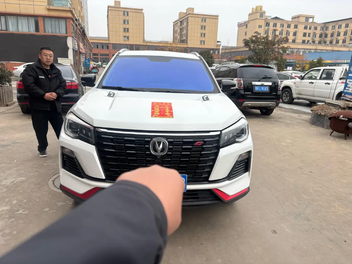 2022 ChangAn CS75 1.5T 180HP L4 7DCT,autocango,china used car exporter,china ev exporter,chinese used car exporter,chinese used ev exporter
