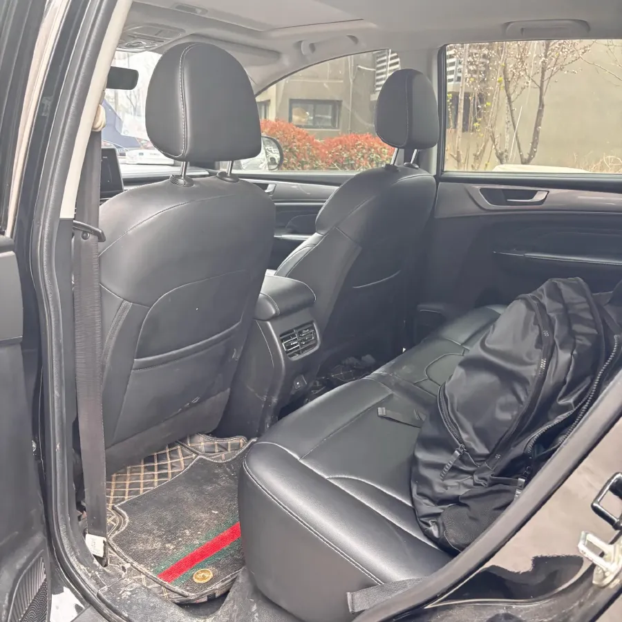 2021 Haval M6 1.5T 150HP L4 7DCT,autocango,china used car exporter,china ev exporter,chinese used car exporter,chinese used ev exporter