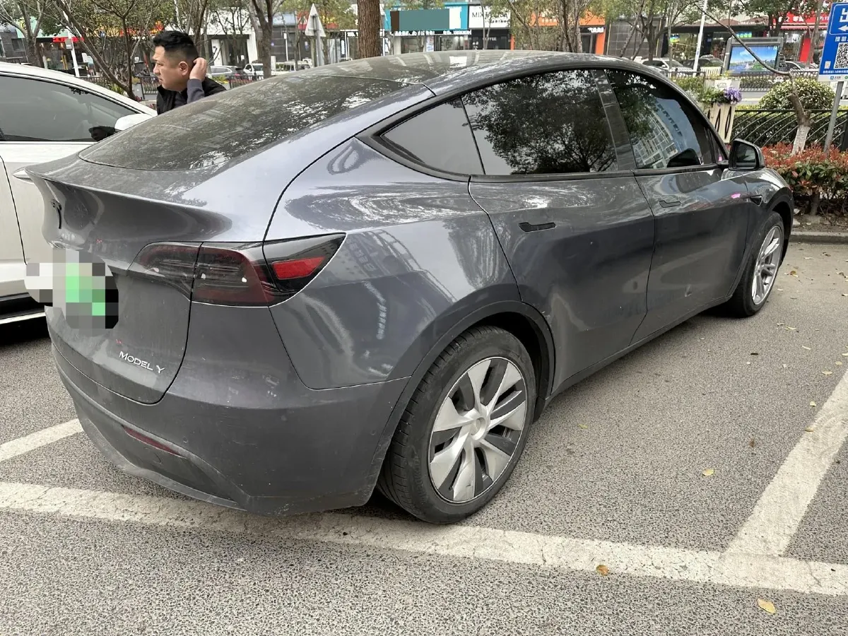 2022 Tesla Model Y BEV 60KWH,autocango,china used car exporter,china ev exporter,chinese used car exporter,chinese used ev exporter