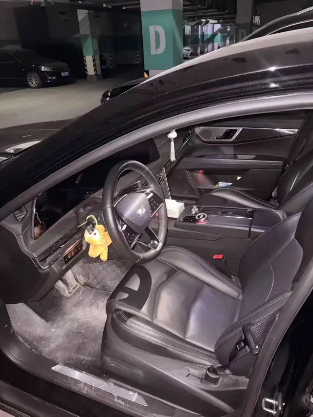 2023 Cadillac CT6 2.0T 237HP L4 10AT,autocango,china used car exporter,china ev exporter,chinese used car exporter,chinese used ev exporter