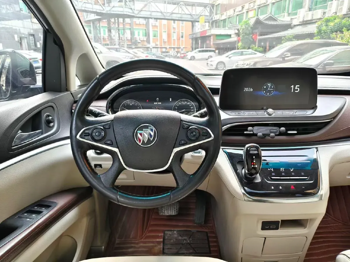 2021 Buick GL8 2.0T 237HP L4 9AT,autocango,china used car exporter,china ev exporter,chinese used car exporter,chinese used ev exporter