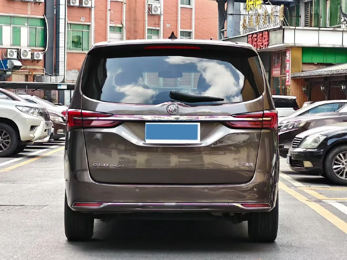 2021 Buick GL8 2.0T 237HP L4 9AT,autocango,china used car exporter,china ev exporter,chinese used car exporter,chinese used ev exporter