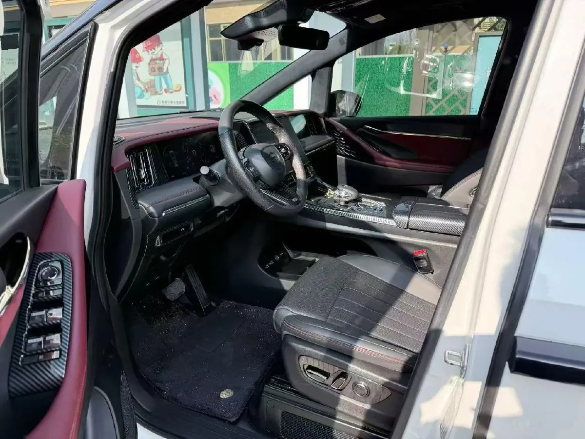 2024 GAC Trumpchi M8 2.0T 252HP L4 8AT,autocango,china used car exporter,china ev exporter,chinese used car exporter,chinese used ev exporter