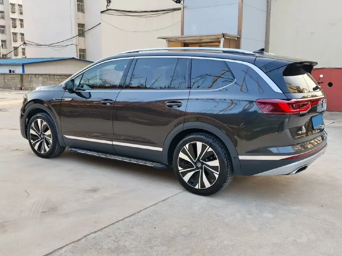 2023 Volkswagen Talagon 2.5T 299HP V6 7DCT,autocango,china used car exporter,china ev exporter,chinese used car exporter,chinese used ev exporter