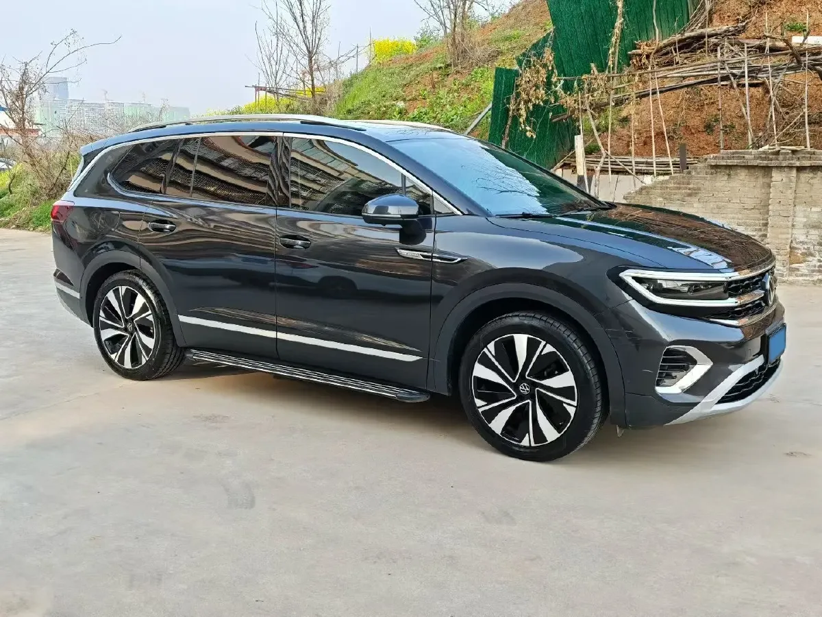 2023 Volkswagen Talagon 2.5T 299HP V6 7DCT,autocango,china used car exporter,china ev exporter,chinese used car exporter,chinese used ev exporter