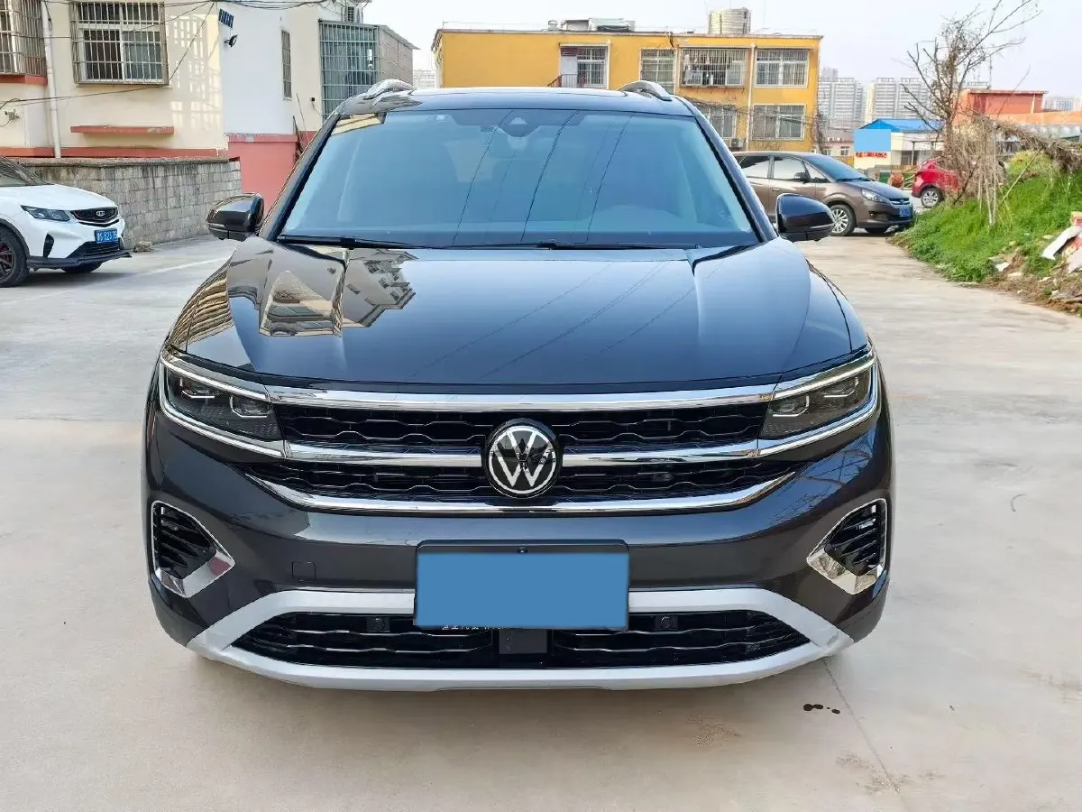 2023 Volkswagen Talagon 2.5T 299HP V6 7DCT,autocango,china used car exporter,china ev exporter,chinese used car exporter,chinese used ev exporter
